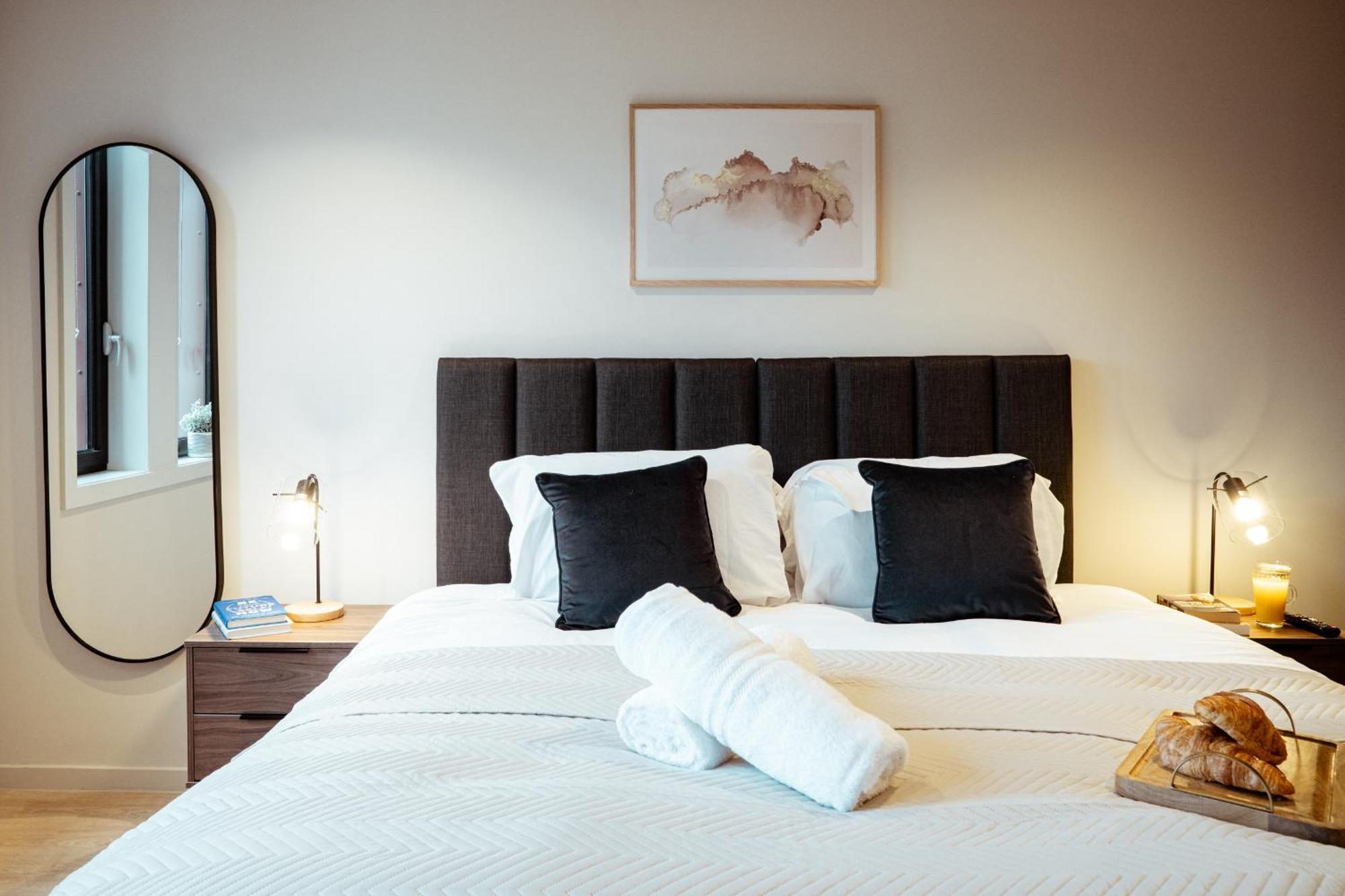 Luxury Pad Wifi Rooftop Garden Family Workers * Birmingham